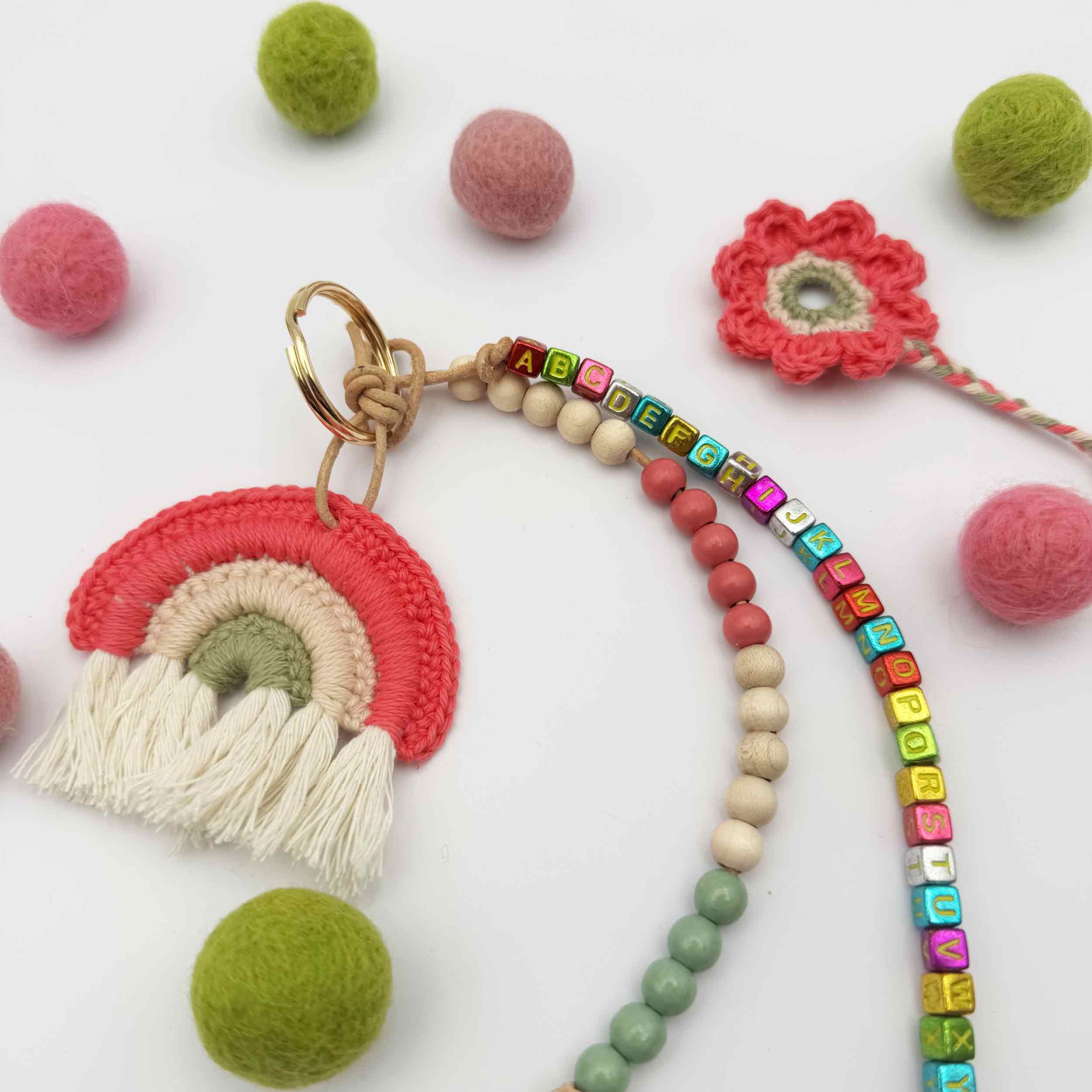 ABC RechenKette Regenbogen, mit Lesezeichen rosa, ecru, hellrosa